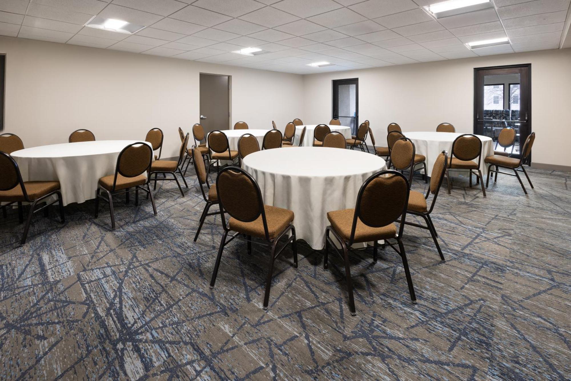 Holiday Inn Express & Suites Leesburg - Historic District By Ihg Exterior foto